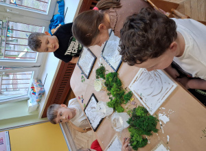 Zajęcia florystyczne - dzień dinozaura